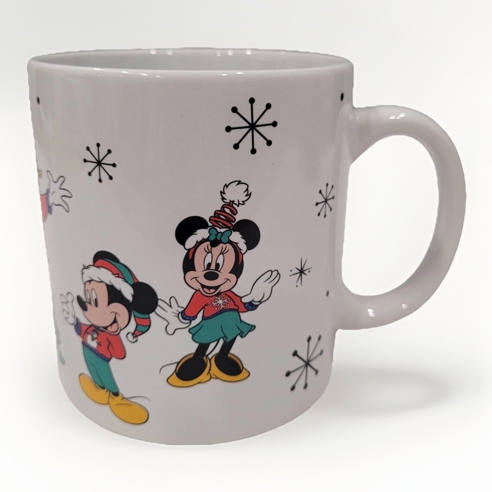 Disney Mug Mickey and Friends Christmas Holiday Theme‎ 14 oz